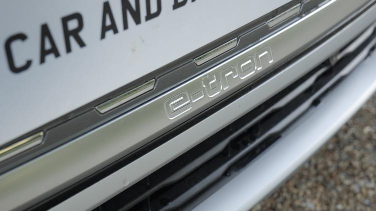 AUDI Q4 E-TRON ESTATE 250kW 55 Quattro 82kWh S Line 5dr Auto [Lth/Tech]